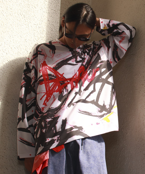 DEMARC(ドゥマーク)の「M STREET GRAFFITI LOGO TEXT OVERSIZED T-SHIRT - Black(Tシャツ/カットソー・メンズ・その他・MEDIUM/LARGE)」の10枚目の写真