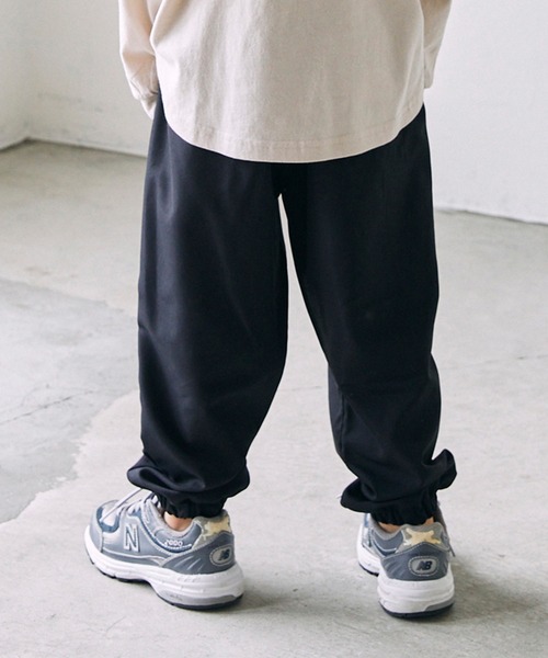 GENERATOR(ジェネレーター)の「GENERATOR/ジェネレーター トラックパンツ(その他パンツ・キッズ・チャコールグレー/ブラック・L/XL/M)」の4枚目の写真