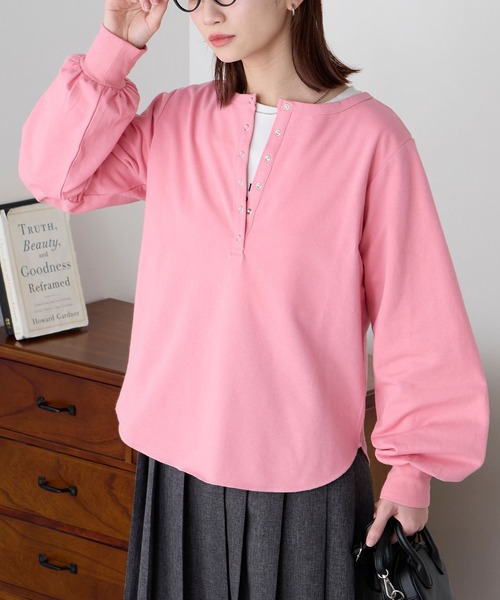 BONLECILL（ボンルシール）の「2Wayミニ裏毛ヘンリーネックボリュームスリーブプルオーバー（Tシャツ/カットソー・レディース・ピンク/ブラウン/杢グレー/クリーム/チャコールグレー・FREE）」の6枚目の写真