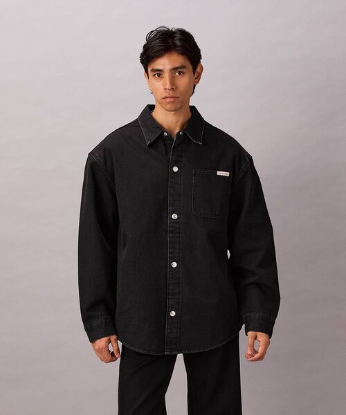 Calvin Klein（カルバン・クライン）の「デニムシャツ - ラックデニムキルトオーバーシャツ（シャツ/ブラウス・メンズ・ブラック・L/M/S）」の6枚目の写真
