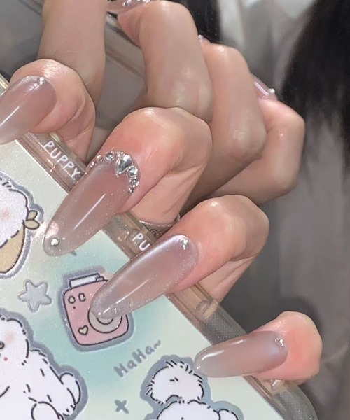 Bz》ピンクマグネットチークネイル風ネイルチップ ロング ポイント