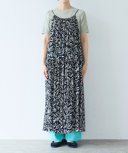 yuni(ユニ )の「Rayon/Cupra/cotton print drawstrings ワンピース(ワンピース・レディース・ブラック系その他3/ブラック系その他/ブラック系その他2・FREE)」の9枚目の写真