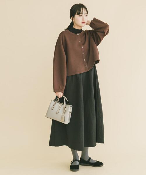 ITEMS URBANRESEARCH（アイテムズ アーバンリサーチ）の「『イージーケア』マルチWAYダンボールカーディガンワンピース（ワンピース・レディース・ブラウン/グレー・FREE）」の17枚目の写真