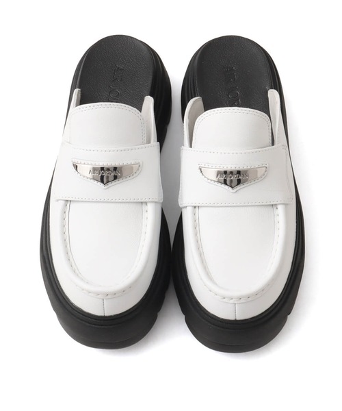 JORDAN BRAND(ジョーダンブランド)の「JORDAN BRAND WMNS AIR JORDAN MULE / ジョーダンブランド ウィメンズ エア ジョーダン ミュール /NIKE【SP】(サンダル・レディース・ホワイト・25.0cm/24.0cm/23.0cm)」の1枚目の写真