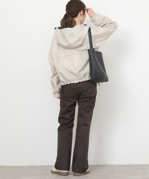 THE NORTH FACE（ザノースフェイス）の「《追加》【THE NORTH FACE】 Short Compact Jacket：ブルゾン NPW22630（マウンテンパーカー・レディース・カーキ/ブラック/アイボリー・LARGE）」の8枚目の写真