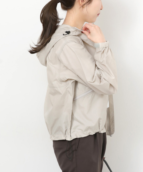 THE NORTH FACE（ザノースフェイス）の「《追加》【THE NORTH FACE】 Short Compact Jacket：ブルゾン NPW22630（マウンテンパーカー・レディース・カーキ/ブラック/アイボリー・LARGE）」の12枚目の写真