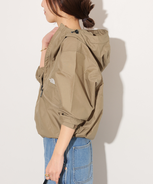 THE NORTH FACE（ザノースフェイス）の「《追加》【THE NORTH FACE】 Short Compact Jacket：ブルゾン NPW22630（マウンテンパーカー・レディース・カーキ/ブラック/アイボリー・LARGE）」の22枚目の写真