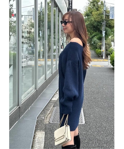 LUDICRUM（ルーディクルム）の「Off shoulder knit onepiece（ワンピース・レディース・ネイビー/アイボリー/ライラック・FREE）」の8枚目の写真