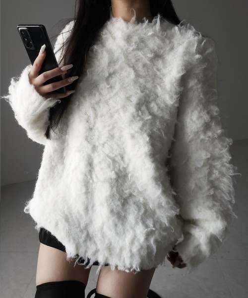 me+em select(ミームセレクト)の「【 2color 】オーバーサイズルーズシャギーニットプルオーバー/ oversize loose shaggy knit pullover(ニット/セーター・レディース・ホワイト/ブラック・FREE)」の6枚目の写真