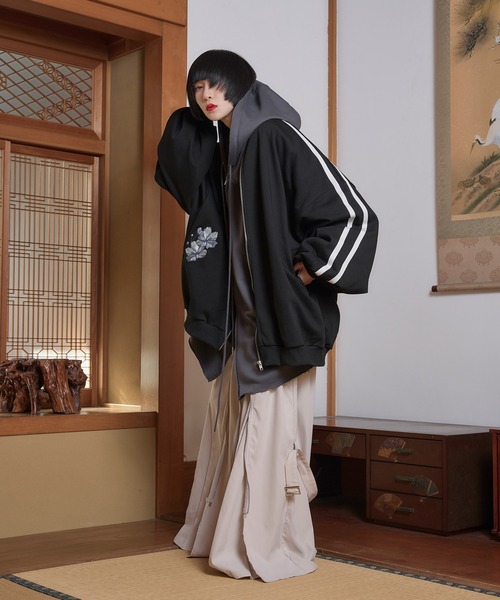 狐独（コドク）の「狐刺繍ビックジップフーディー（パーカー・メンズ・ブラウン系/ブラック/ダークグレー/ブラック系・MEDIUM/LARGE）」の15枚目の写真