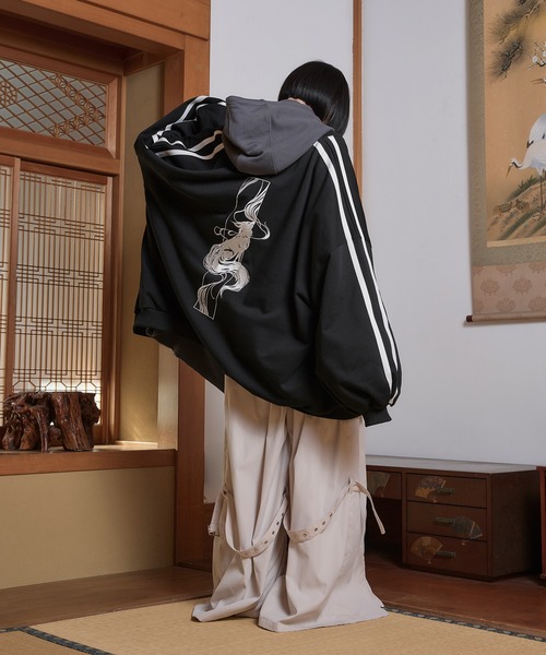 狐独（コドク）の「狐刺繍ビックジップフーディー（パーカー・メンズ・ブラウン系/ブラック/ダークグレー/ブラック系・MEDIUM/LARGE）」の14枚目の写真