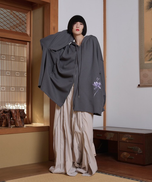 狐独（コドク）の「狐刺繍ビックジップフーディー（パーカー・メンズ・ブラウン系/ブラック/ダークグレー/ブラック系・MEDIUM/LARGE）」の17枚目の写真