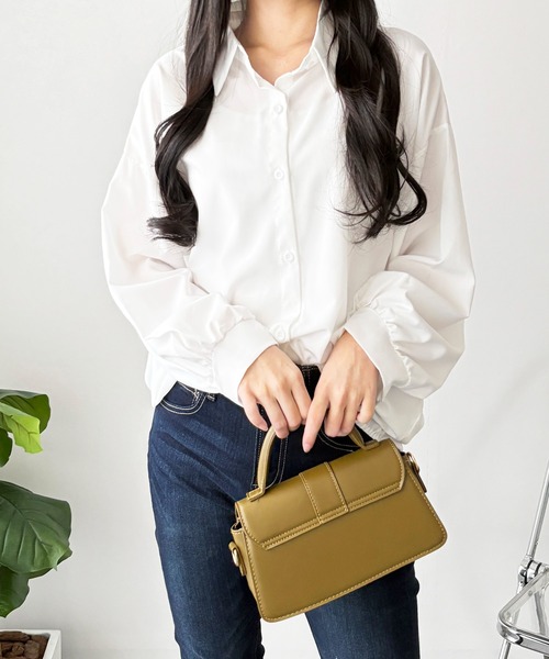 Amulet(アミュレット)の「シンプルなのに雰囲気が出る大人の定番 オーバーサイズロングシャツ(シャツ/ブラウス・レディース・ブラック/ブルー/ホワイト・FREE)」の8枚目の写真