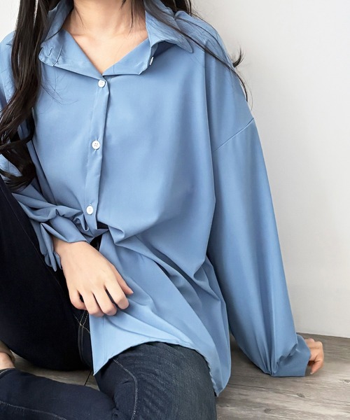 Amulet(アミュレット)の「シンプルなのに雰囲気が出る大人の定番 オーバーサイズロングシャツ(シャツ/ブラウス・レディース・ブラック/ブルー/ホワイト・FREE)」の21枚目の写真