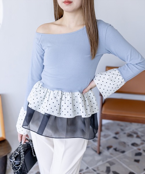 clear（クリア）の「ドットフリルワンショルダーカットソー[大人 フェミニン ガーリー]（Tシャツ/カットソー・レディース・グレー/サックスブルー/ブラック・F）」の7枚目の写真