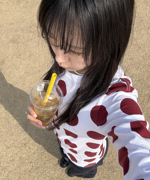 TANSANMAGNESIUM(タンサン マグネシウム)の「ドットパターンロングスリーブ(ホワイト/レッド)(Tシャツ/カットソー・レディース・その他・MEDIUM/SMALL)」の1枚目の写真