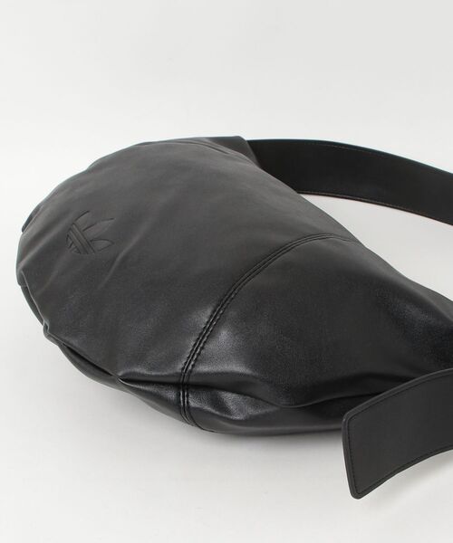 adidas（アディダス）の「スポーティー ホーボー バッグ / アディダスオリジナルス adidas Originals（ショルダーバッグ・メンズ・ブラウン/ブラウン系その他/ブラック・FREE）」の20枚目の写真
