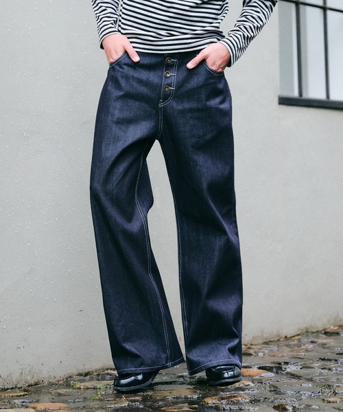Regen Glanz(レーゲングランツ)の「selveage button fly straight denim pants / セルビッジボタンフライストレートデニムパンツ(デニムパンツ・メンズ・インディゴブルー/ブラック・LARGE/SMALL/MEDIUM)」の1枚目の写真