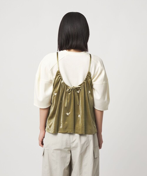 CITEN（シテン）の「＜CITEN＞ベロアエンブロイダリーカットキャミソール（キャミソール・レディース・オリーブ/ダークグリーン・FREE）」の10枚目の写真