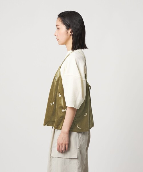 CITEN（シテン）の「＜CITEN＞ベロアエンブロイダリーカットキャミソール（キャミソール・レディース・オリーブ/ダークグリーン・FREE）」の11枚目の写真