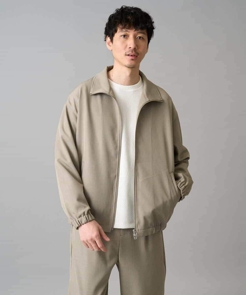 a.v.v（アーヴェヴェ）の「ジップアップスタンドカラーブルゾン（その他アウター・メンズ・ベージュ・46/48）」の4枚目の写真