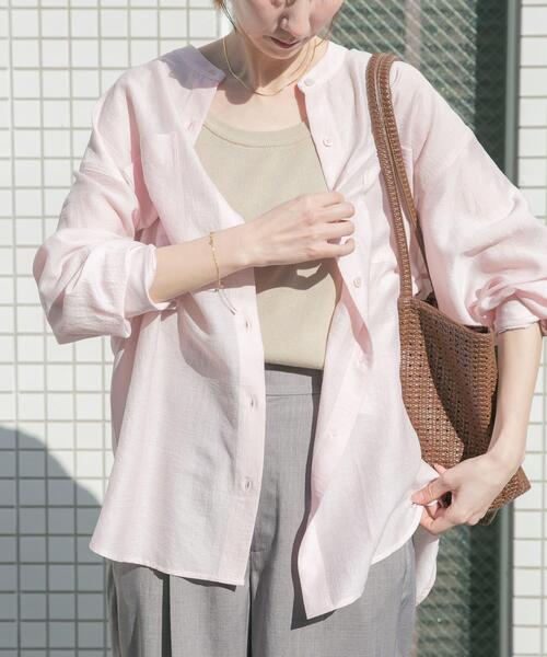 ITEMS URBANRESEARCH（アイテムズ アーバンリサーチ）の「シアーバンドカラーシャツ（シャツ/ブラウス・レディース・ピンク/ゴールド/ブラック/ブルー/グリーン系その他・FREE）」の18枚目の写真