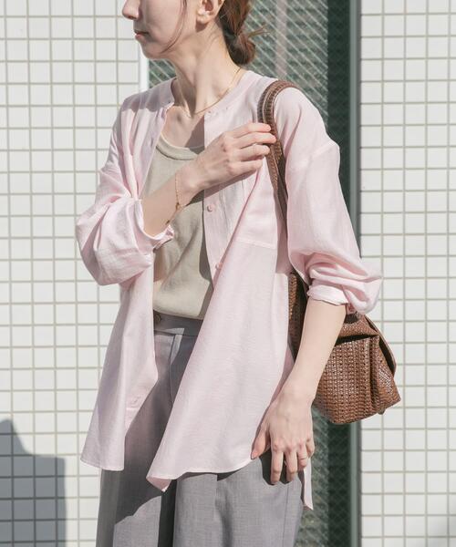 ITEMS URBANRESEARCH（アイテムズ アーバンリサーチ）の「シアーバンドカラーシャツ（シャツ/ブラウス・レディース・ピンク/ゴールド/ブラック/ブルー/グリーン系その他・FREE）」の19枚目の写真