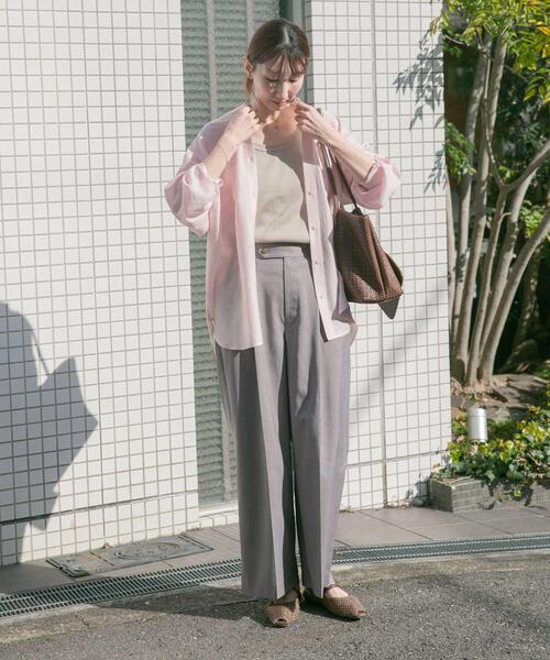 ITEMS URBANRESEARCH（アイテムズ アーバンリサーチ）の「シアーバンドカラーシャツ（シャツ/ブラウス・レディース・ピンク/ゴールド/ブラック/ブルー/グリーン系その他・FREE）」の21枚目の写真