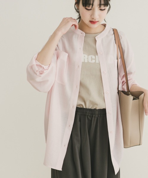 ITEMS URBANRESEARCH（アイテムズ アーバンリサーチ）の「シアーバンドカラーシャツ（シャツ/ブラウス・レディース・ピンク/ゴールド/ブラック/ブルー・FREE）」の4枚目の写真