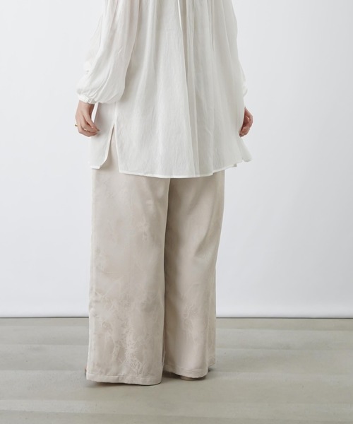 LUCA/LADY LUCK LUCA(ルカ/レディラックルカ)の「LC/LLL ジャガードタックワイドパンツ(その他パンツ・レディース・ベージュ/ブラック・FREE)」の13枚目の写真