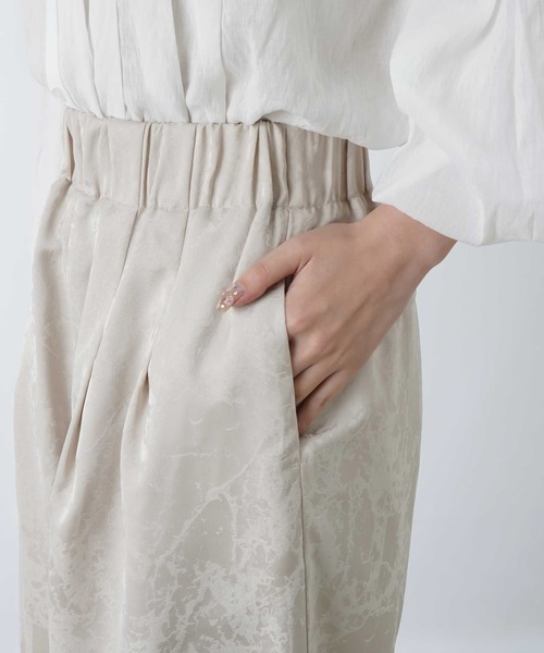 LUCA/LADY LUCK LUCA(ルカ/レディラックルカ)の「LC/LLL ジャガードタックワイドパンツ(その他パンツ・レディース・ベージュ/ブラック・FREE)」の18枚目の写真