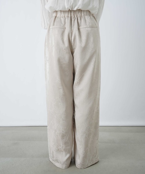 LUCA/LADY LUCK LUCA(ルカ/レディラックルカ)の「LC/LLL ジャガードタックワイドパンツ(その他パンツ・レディース・ベージュ/ブラック・FREE)」の15枚目の写真