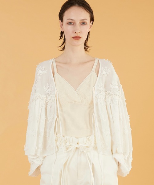 crinkle crinkle crinkle（クリンクルクリンクルクリンクル）の「【crinkle crinkle crinkle】flower jacquard knit camisole/フラワージャガードニットキャミソール（キャミソール・レディース・ブラック/アイボリー・FREE）」の4枚目の写真