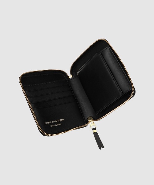 Wallet COMME des GARCONS（ウォレットコム デギャルソン）の「【CLASSIC LEATHER】ZIP WALLET（財布・メンズ・ブラック/オフホワイト/ブラウン/グリーン/ネイビー・ONE SIZE）」の8枚目の写真