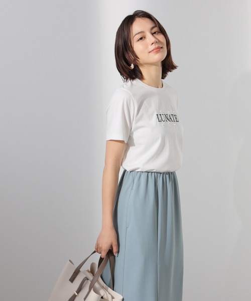 GLACIER lusso(グラシアルッソ)の「【美冷・接触冷感・UVカット】パール付ロゴTシャツ(Tシャツ/カットソー・レディース・ラベンダー/イエロー/ブラック/アイボリー・S/M/LL/L)」の8枚目の写真