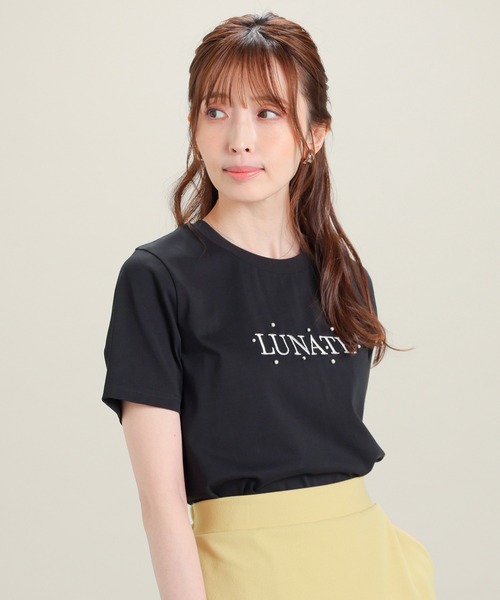 GLACIER lusso(グラシアルッソ)の「【美冷・接触冷感・UVカット】パール付ロゴTシャツ(Tシャツ/カットソー・レディース・ラベンダー/イエロー/ブラック/アイボリー・S/M/LL/L)」の13枚目の写真
