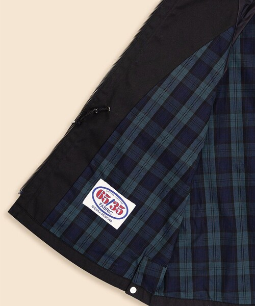 BROOKS BROTHERS(ブルックスブラザーズ)の「Brooks Brothers × SIERRA DESIGNS コットン/ポリエステル ウィメンズマウンテンパーカー(マウンテンパーカー・レディース・ブラック/ベージュ・SMALL/LARGE/MEDIUM)」の21枚目の写真