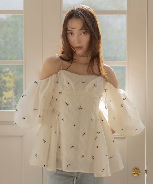 RANDA（ランダ）の「3WAY ギャザーペプラムトップス（シャツ/ブラウス・レディース・ピンク/アイボリー・1/0）」の9枚目の写真