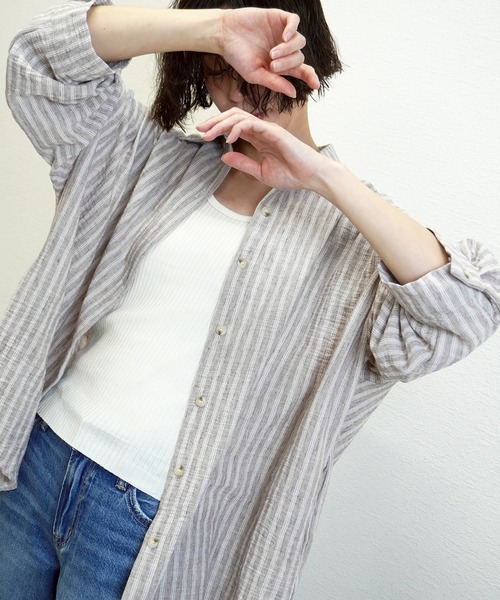 gossara(ゴサラ)の「オーバーサイズストライプシャツ(シャツ/ブラウス・レディース・ブルー/ブラウン・FREE)」の3枚目の写真