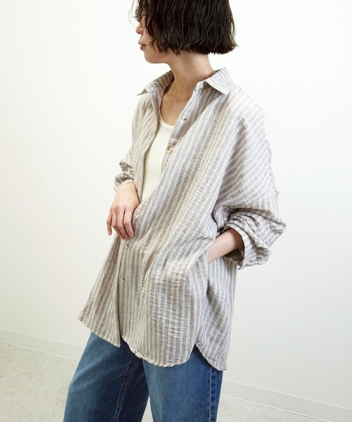 gossara(ゴサラ)の「オーバーサイズストライプシャツ(シャツ/ブラウス・レディース・ブルー/ブラウン・FREE)」の6枚目の写真