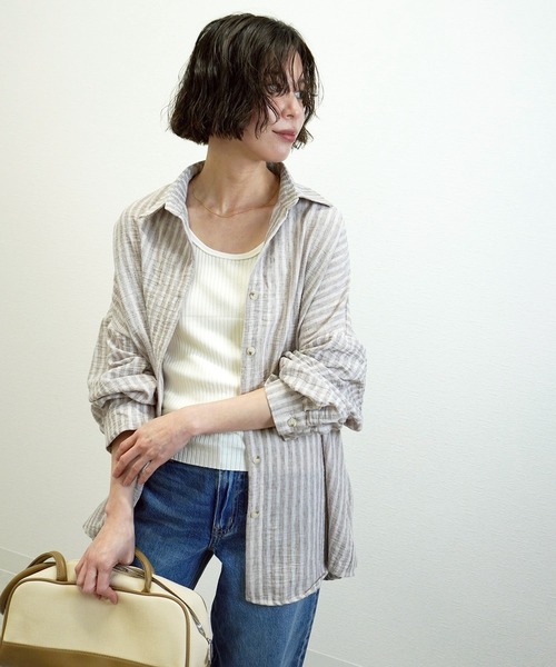 gossara(ゴサラ)の「オーバーサイズストライプシャツ(シャツ/ブラウス・レディース・ブルー/ブラウン・FREE)」の4枚目の写真