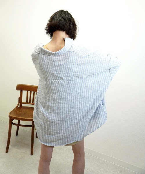 gossara(ゴサラ)の「オーバーサイズストライプシャツ(シャツ/ブラウス・レディース・ブルー/ブラウン・FREE)」の19枚目の写真