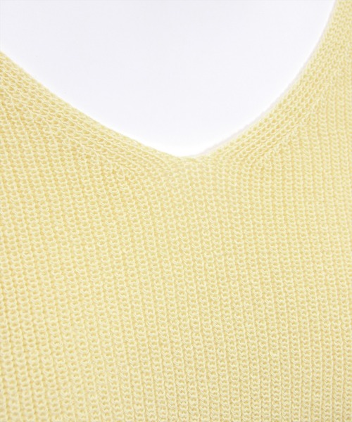 CLEAR BASIC（クリアベーシック）の「Vネックオーバーニットトップス（ニット/セーター・レディース・レッド/ネイビー/アイボリー/イエロー系その他/ブラック・F）」の8枚目の写真