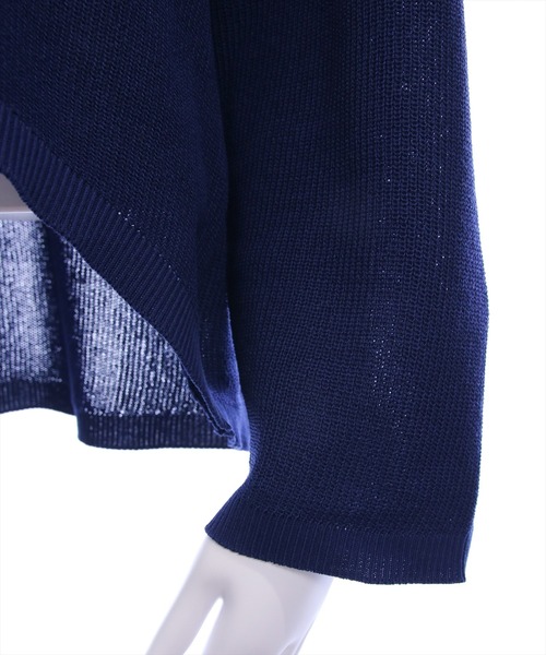 CLEAR BASIC（クリアベーシック）の「Vネックオーバーニットトップス（ニット/セーター・レディース・レッド/ネイビー/アイボリー/イエロー系その他/ブラック・F）」の13枚目の写真