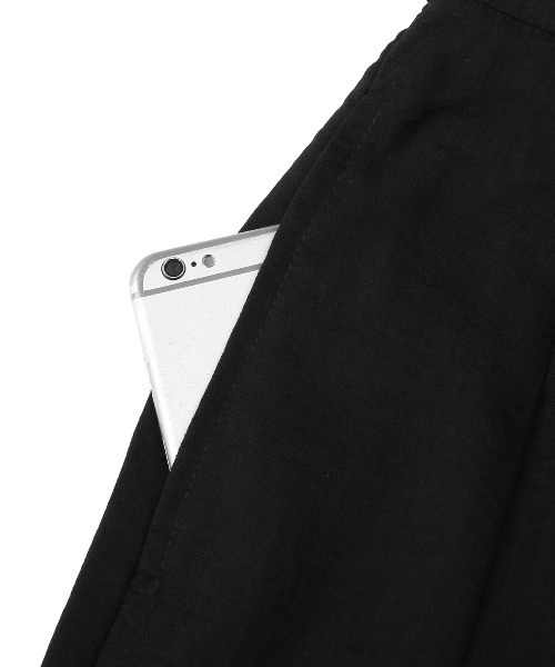 LUXSTYLE(ラグスタイル)の「リラックスワイドテーパードパンツ(スラックス・メンズ・ブラック/ブルーグレー・L/M)」の21枚目の写真