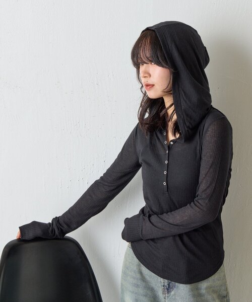 goocy(グーシー)の「コンパクトフーディーロンT(Tシャツ/カットソー・レディース・ブラック/チャコールグレー/アイボリー/ホワイト/グレー・FREE)」の3枚目の写真