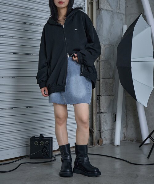 goocy(グーシー)の「デニムミニスカパン(スカート・レディース・ブラック/ブルー・MEDIUM/SMALL)」の14枚目の写真