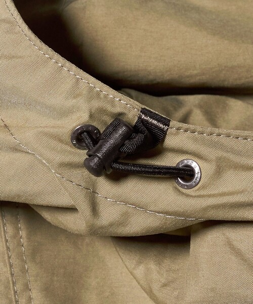 THE NORTH FACE（ザノースフェイス）の「【WEB限定】＜THE NORTH FACE＞コンパクトジャケット（マウンテンパーカー・レディース・オフホワイト/ベージュ/ブラック・L/M）」の21枚目の写真