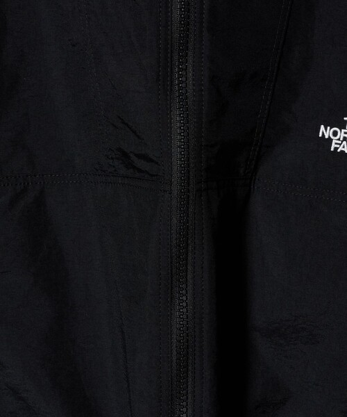 THE NORTH FACE（ザノースフェイス）の「【WEB限定】＜THE NORTH FACE＞コンパクトジャケット（マウンテンパーカー・レディース・オフホワイト/ベージュ/ブラック・L/M）」の7枚目の写真