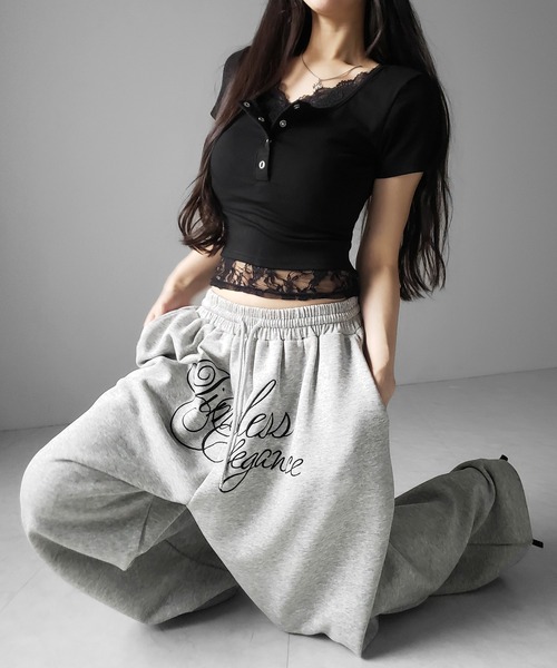 me+em select(ミームセレクト)の「【 3color 】レースレイヤードヘンリーネックスクエア半袖Tシャツ / lace layered henley neck square short sleeve T-shirt(Tシャツ/カットソー・レディース・ホワイト/ブラック/グレー・FREE)」の20枚目の写真